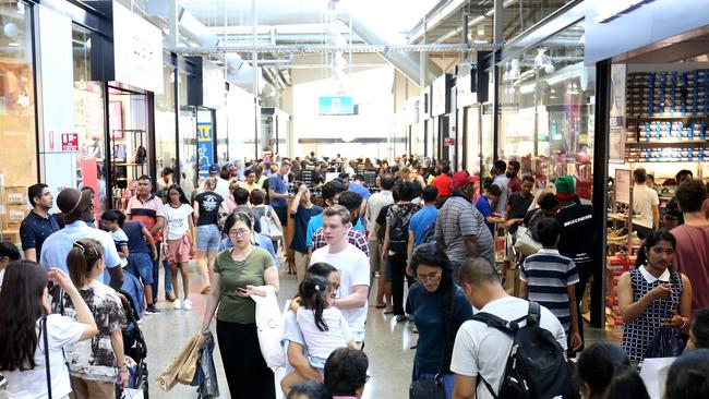 Big crowds at DFO Brisbane Airport on Boxing Day. Picture: Steve Pohlner