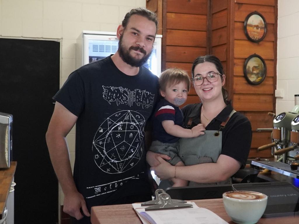 Mark Matula, Alex Mengual, and their son Matteo at the Copper Country Motor Inn, Nanango.