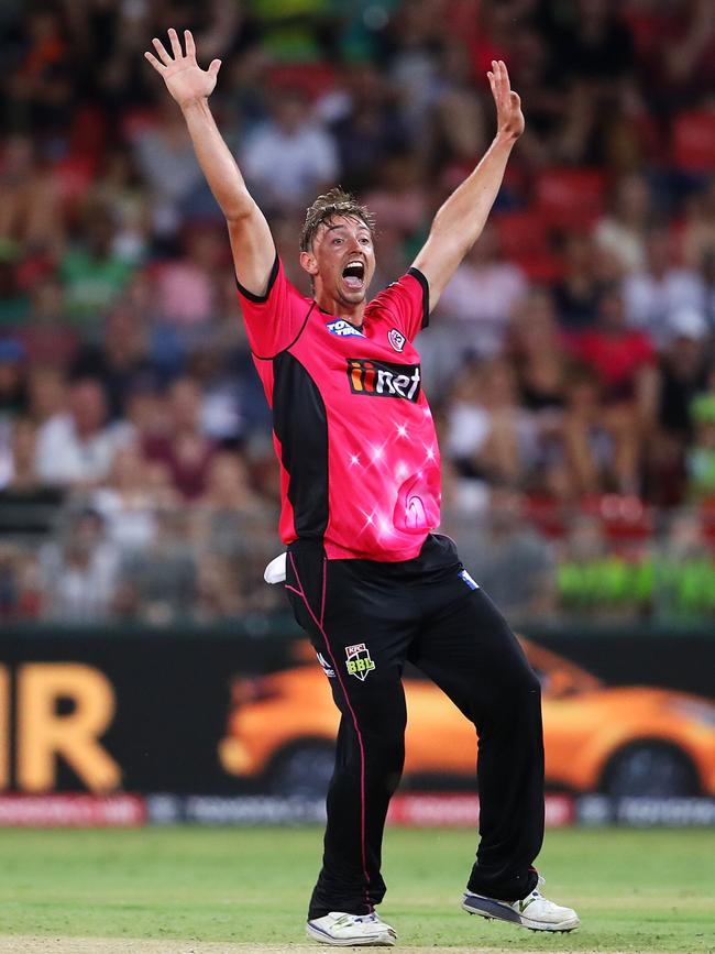 Daniel Sams is action for the Sydney Sixers last year. (Photo by Mark Kolbe/Getty Images)