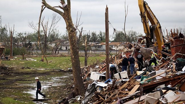 Receipt from tornado-hit Joplin turns up a record 845 kilometres away ...