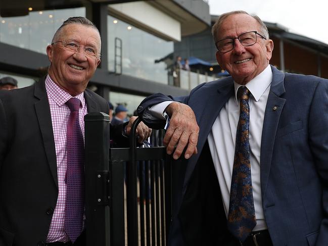 Malcolm Johnston (left) with fellow Hall Of Famer Ron Quinton. Picture: Jeremy Ng / Getty Images