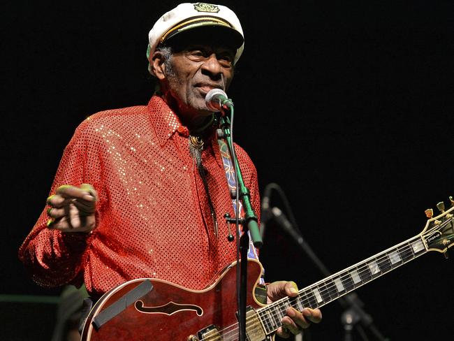 Fans say final farewell to rock’n’roll legend Chuck Berry at St Louis ...