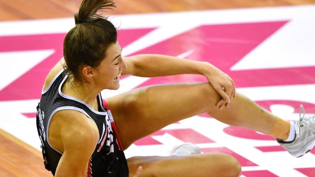 Adelaide Thunderbirds midcourter Beth Cobden will miss the rest of the Super Netball season as well as the World Cup for England. Picture: Mark Brake/Getty Images