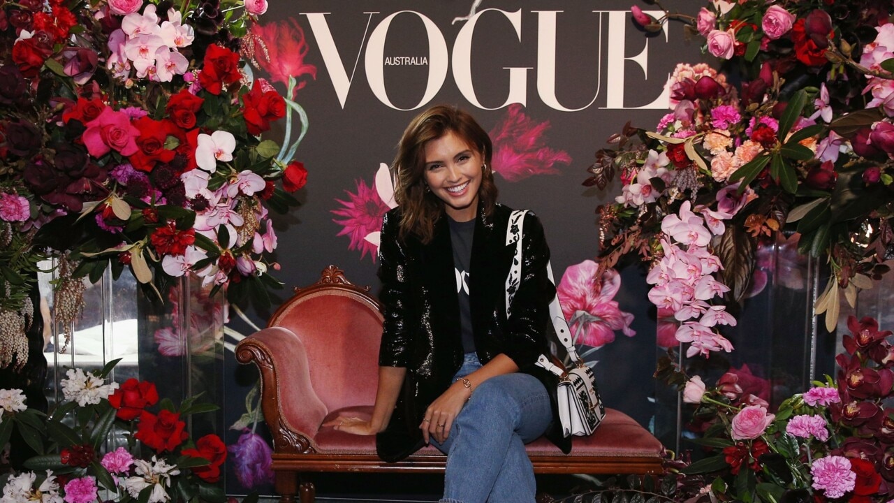 Vogue Paris Magazine May 2021 - 女性情報誌