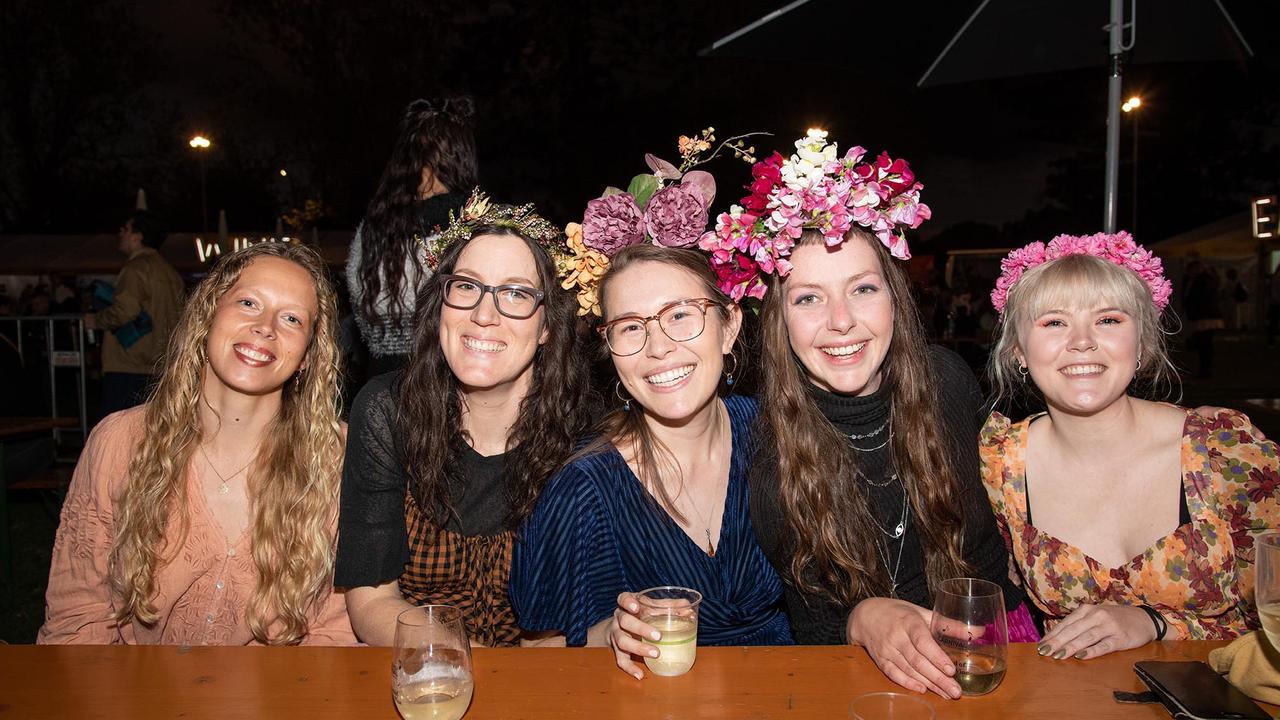Hanna Heidemann, Katie Whyte, Sarah de Wit, May Volp and Katie Heim. Festival of Food and Wine, Queens Park, Toowoomba Carnival of Flowers. Friday September 9, 2022 Picture: Bev Lacey
