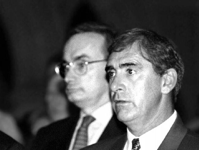 Bob Carr replaced Mr Fahey as premier after Labor defeated the Coalition in 1995.