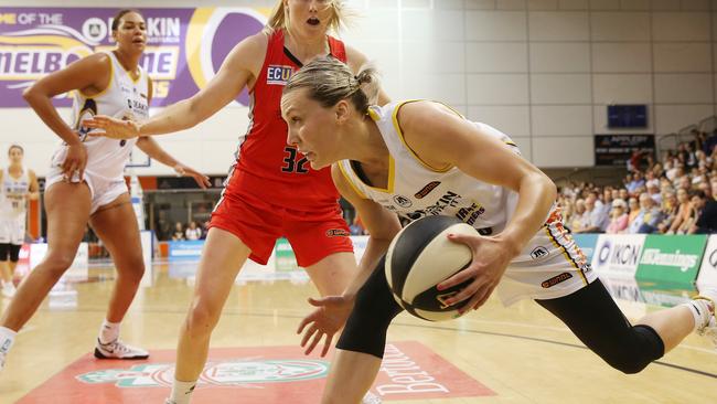 Maddie Garrick is heading for Nunawading Stadium. Picture Yuri Kouzmin