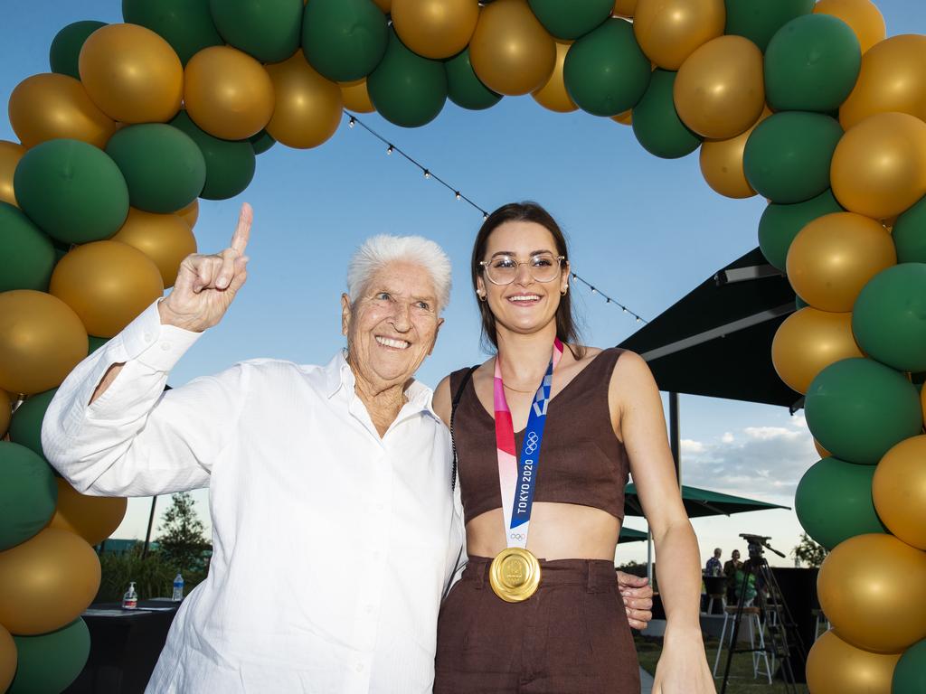 Dawn Fraser Dawn Award to be presented at Sport Australia Hall of Fame