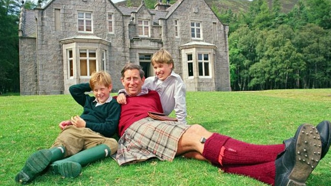 The Prince of Wales has shared this photo from the family album of the young princes to celebrate his 70th birthday.