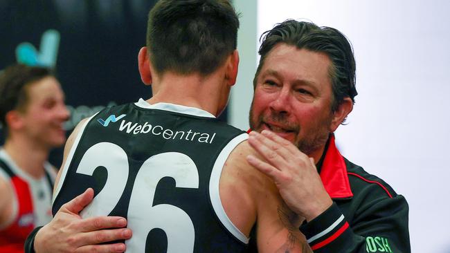 Brett Ratten has developed strong relationships with players and staff at St Kilda. Picture: Michael Klein