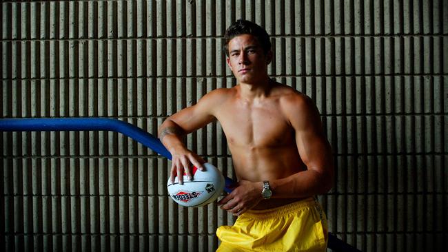 Sonny Bill Williams aged 17 prior to making his top grade debut for the Bulldogs in the World Sevens tournament in 2003. 