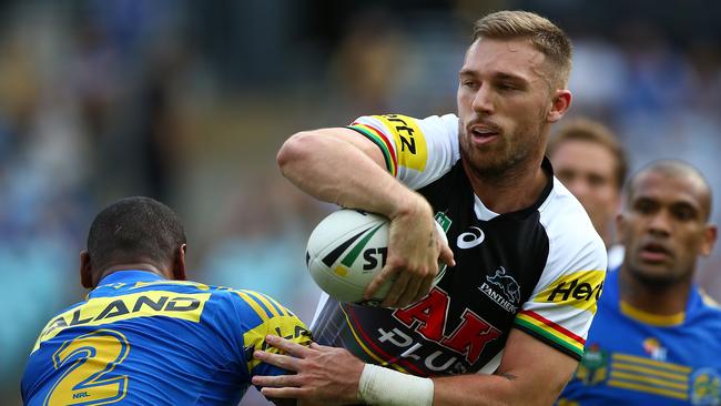 Bryce Cartwright has left the Panthers for the Titans.