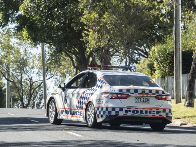 Police look for the driver of a Toyota Landcruiser utility that  crashed at Long and Geddes Streets. Sunday, April 16, 2023. Picture: Nev Madsen.