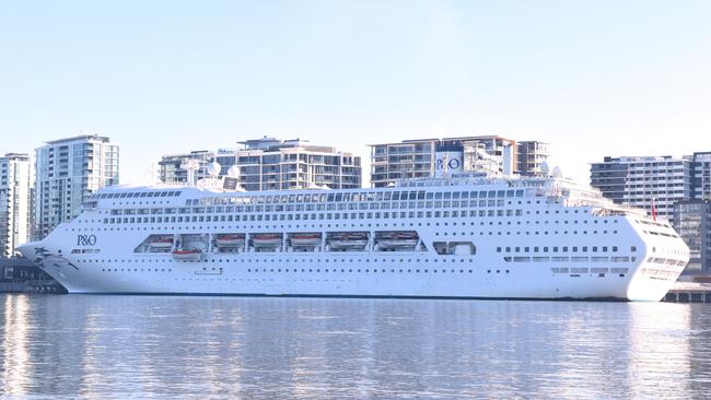 P&amp;O Pacific Dawn arrives at Portside wharf in Brisbane after a woman fell overboard off the coast of New Caledonia. Sunday April 15, 2018. (AAP image, John Gass)