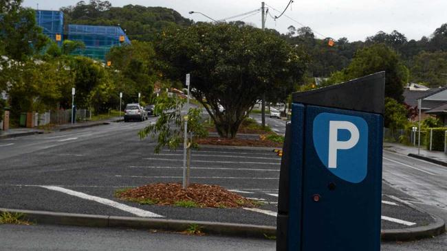 PARKING BOYCOTT: Dalziell Street all day staff carpark was virtually empty. Picture: Cathy Adams