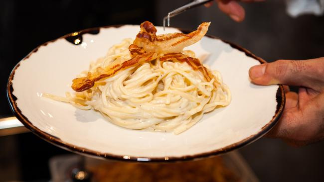 Cheese wheel pasta at Il Gancio, Toombul