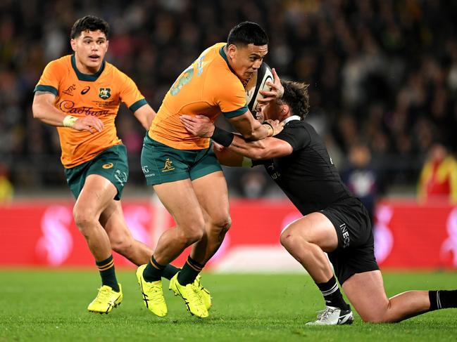 Len Ikitau is among a slew of Wallabies off-contract at the end of next year, and could be at-risk of an approcach from the NRL. Picture: Getty Images