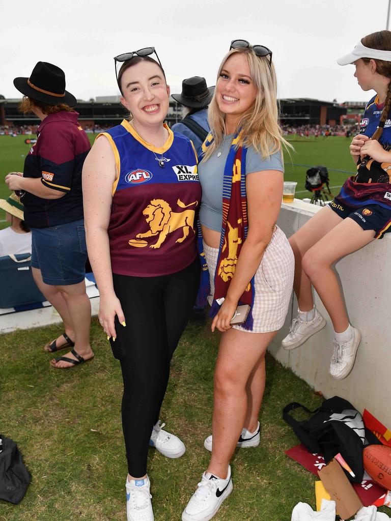 Jemma Sullivan and Gabrielle Hallesy at the NAB AFLW grand final. Picture: Patrick Woods