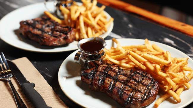 They both agree the steak at the Henson Park Hotel should be cooked medium. Picture: Tim Hunter