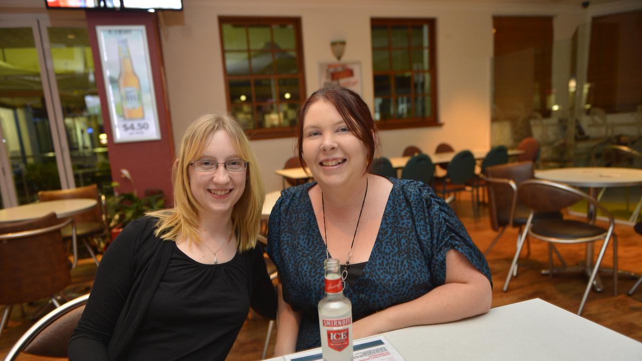 Nakita Hill and Koma McKeown at the Grand Hotel, Gladstone. Photo Luka Kauzlaric / The Observer