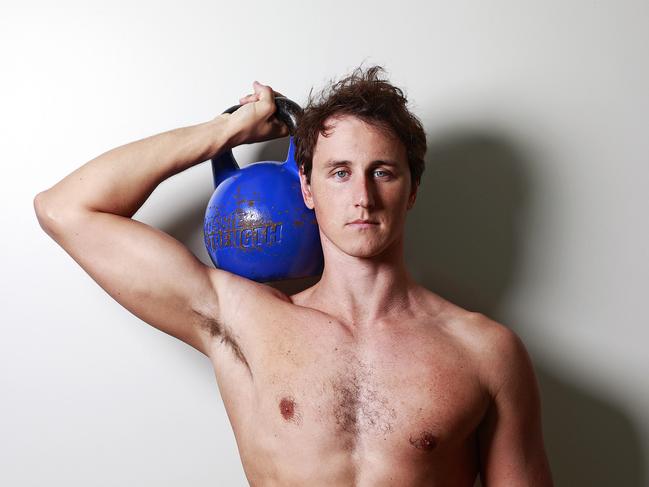 WEEKEND TELEGRAPHS SPECIAL. MAY 13, 2023. PLEASE CONTACT WEEKEND PIC EDITOR JEFF DARMANIN BEFORE PUBLISHING.Pictured at Sydney Olympic Park Aquatic Centre Gym is Swimmer Cam McEvoy. Picture: Tim Hunter.