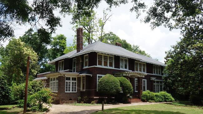 Former home of Zelda and F. Scott Fitzgerald, now the Fitzgerald Museum, Montgomery, Alabama.