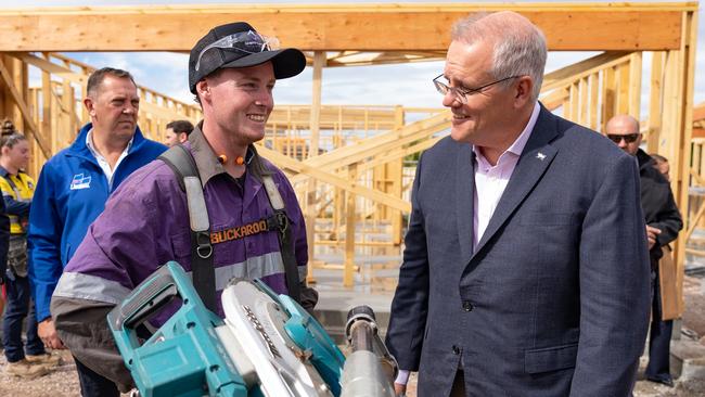 Prime Minister Scott Morrison visits tradies in northern Tasmania with Liberal Braddon MP Gavin Pearce. Picture: PMO