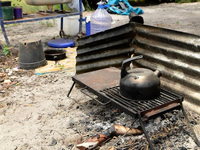 Darrell O'Keefe and Carole Farrell’s camp oven which is beside their lean-to in Minyerri. Picture: Justin Kennedy