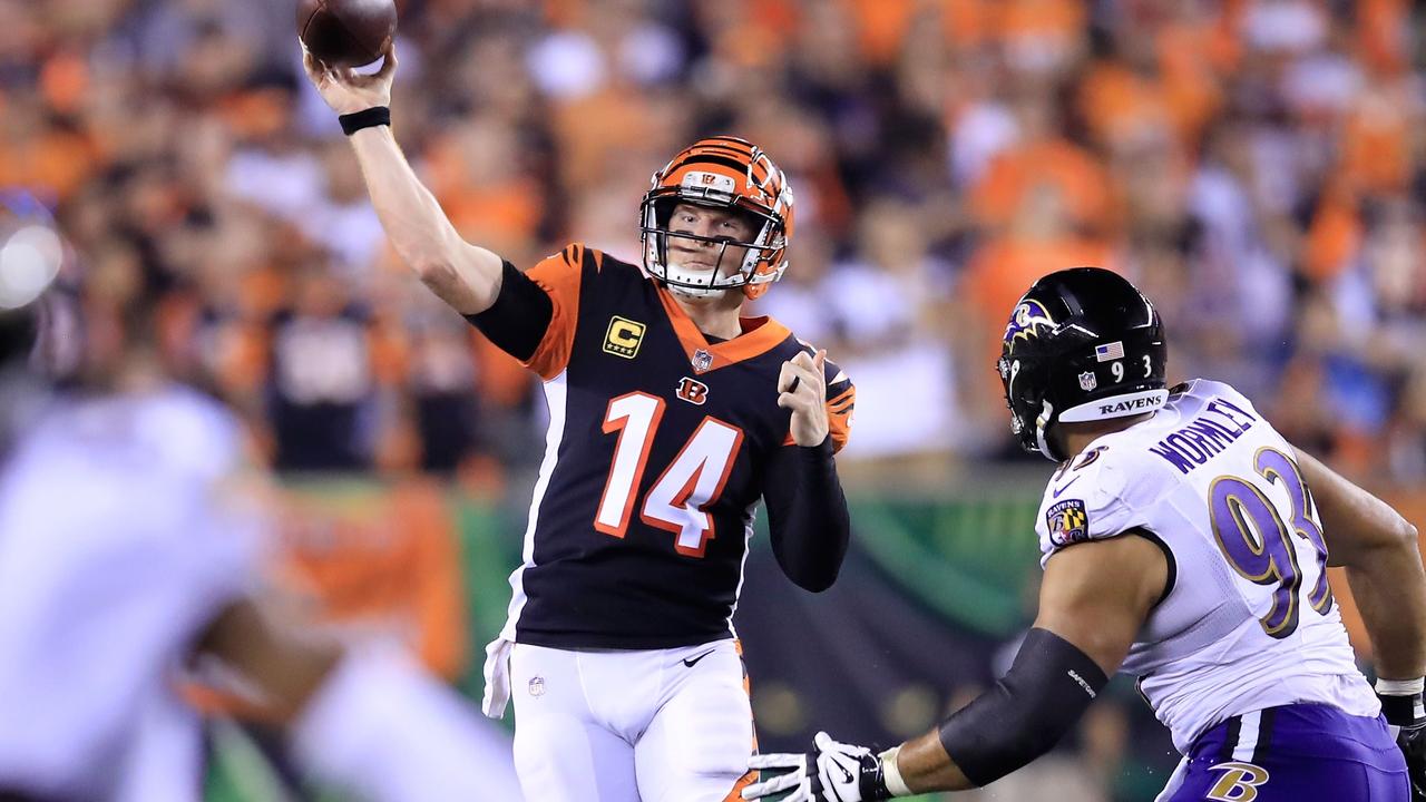 Andy Dalton throws 4 TD passes, Bengals beat Ravens 34-23