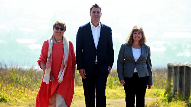 Left to right Penny Philpott, Michael Regan and Sue Heins of the Northern Beaches Independent Team at Dee Why lagoon. Adam Yip/ Manly Daily