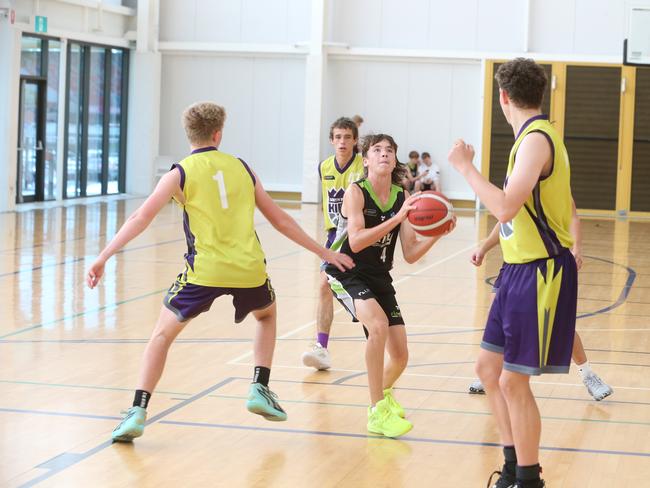 Basketball QLD U18's State Championships 2024 semi-finals day. Div 5 and 6. Yellow South Burnett vs. Sunshine Coast Rip City. 13 January 2024 Carrara Picture by Richard Gosling
