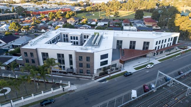 Gallipoli Home in Auburn. Images from Lipman Building Photographers