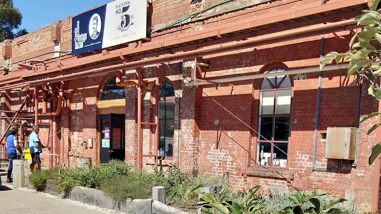 The Mill at Castlemaine is a place for foodies and art admirers.