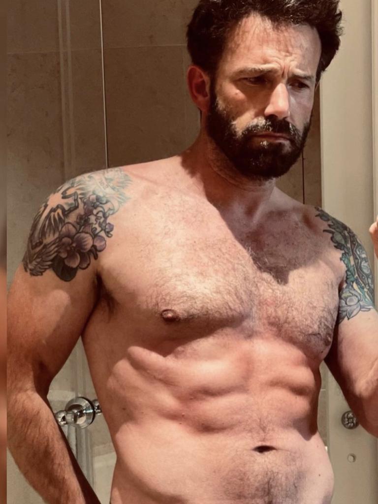 Affleck appeared shirtless – and flexing – in the selfie.