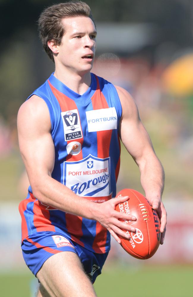 Shannen Lange on the burst for Port in 2014.