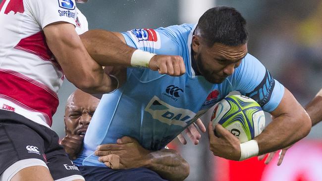 Curtis Rona tries to get the Waratahs going forward.