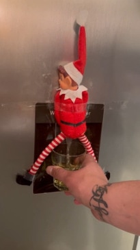 Aussie shows off holiday decoration that'll get you put on the naughty list