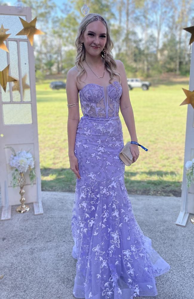 Phoebe Stubbins arrives at the 2024 Gympie State High School graduation formal.