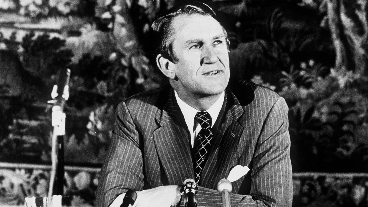 Former prime minister Malcolm Fraser didn’t shy away from answering tough questions directly from the media.