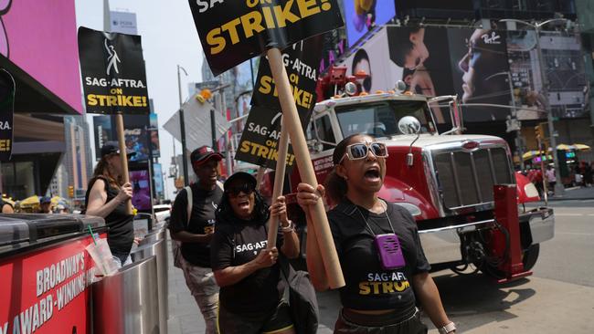 SAG-AFTRA members and supporters protest in front of Paramount Studios in NYC. Picture: Michael Loccisano/Getty Images