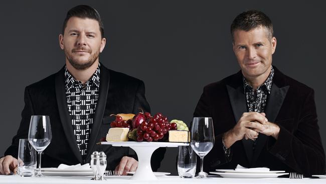 Paleo way ... My Kitchen Rules co-hosts Manu Feildel and Pete Evans. Picture: Seven Network.