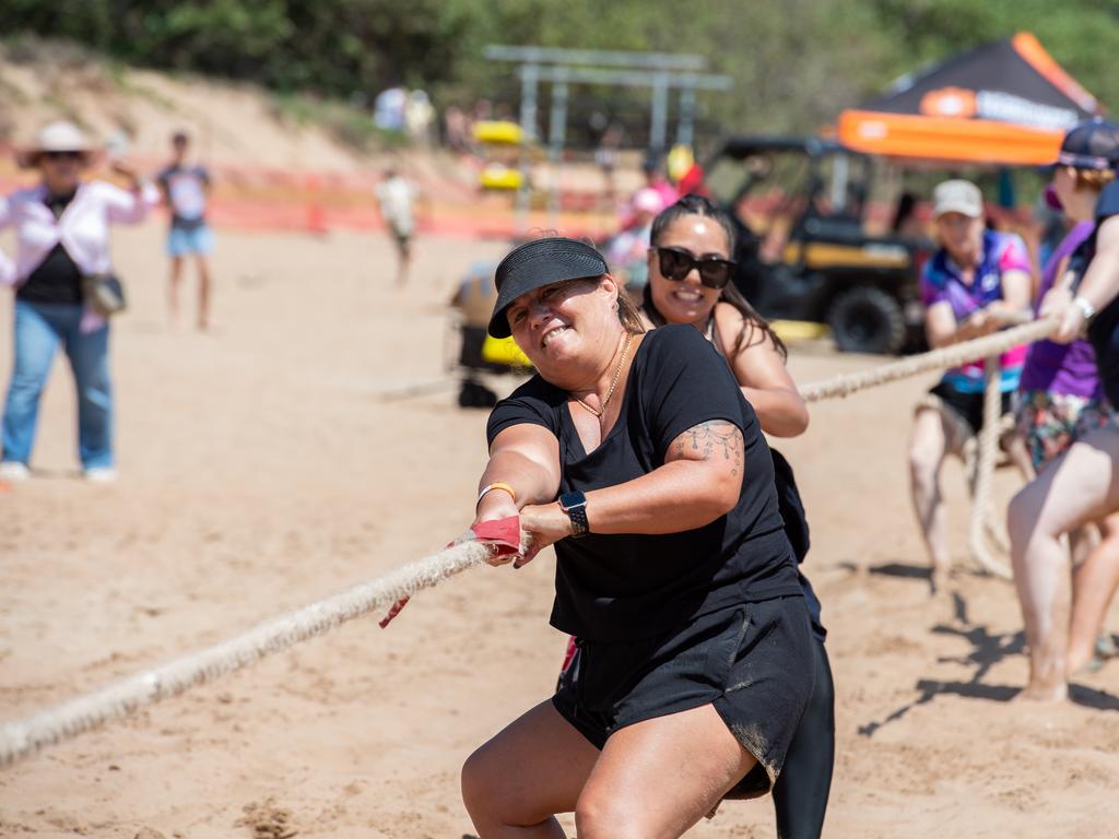 Tug of War at the Darwin Beer Can Regatta at Mindil Beach, 2024. Picture: Pema Tamang Pakhrin
