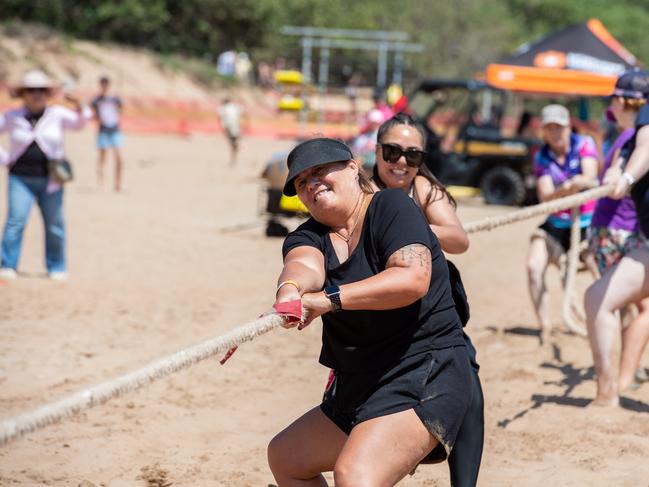 Tug of War at the Darwin Beer Can Regatta at Mindil Beach, 2024. Picture: Pema Tamang Pakhrin