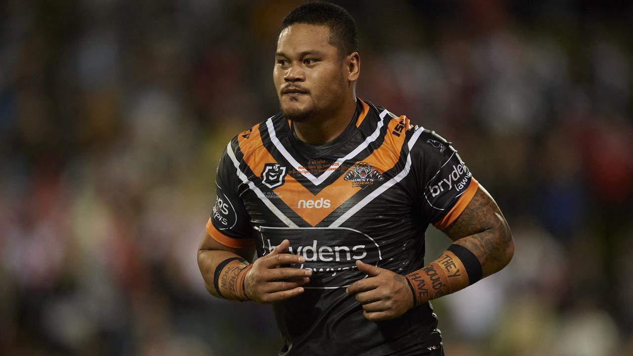 Joey Leilua thinks player should not have to take cuts and instead believes the NRL should take responsibility. (Photo by Brett Hemmings/Getty Images)
