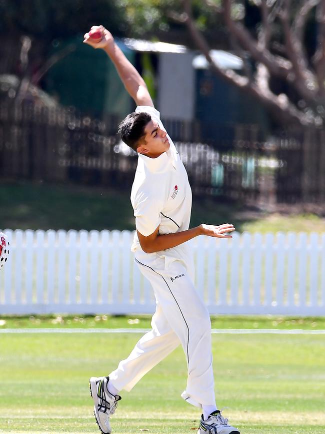 Valley bowler Zanden Jeh. Picture, John Gass