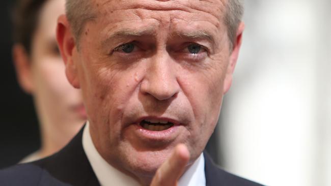 NEWS2019ELECTION 16/4/2019. DAY 6 Opposition Leader Bill Shorten visiting the College of Medicine at Flinders University to talk about LaborÕs investment to keep blood test free, at Flinders University in Adelaide . Picture Kym Smith