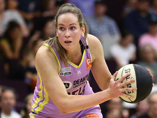 CANBERRA, AUSTRALIA - FEBRUARY 24: Keely Froling of the Boomers in action during the WNBL match between UC Capitals and Melbourne Boomers at National Convention Centre, on February 24, 2024, in Canberra, Australia. (Photo by Mark Nolan/Getty Images)