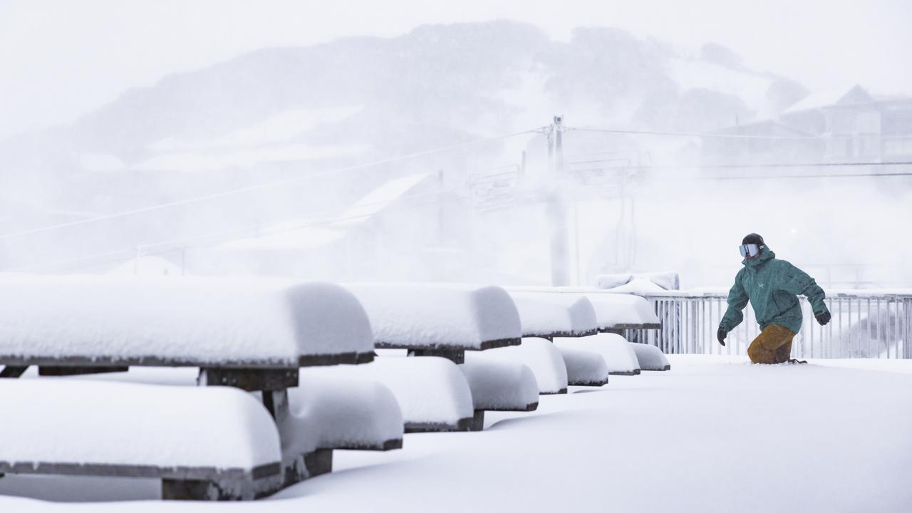 Tens of thousands of tourists flocked to the Australian Alps each year. Picture: NCA NewsWire/Dylan Robinson