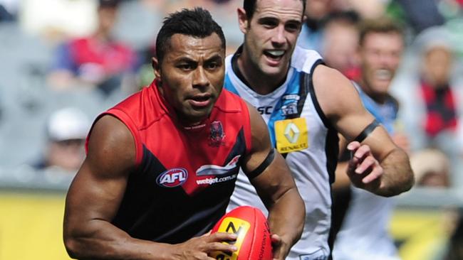 David Rodan in action for Melbourne against one of his old sides.