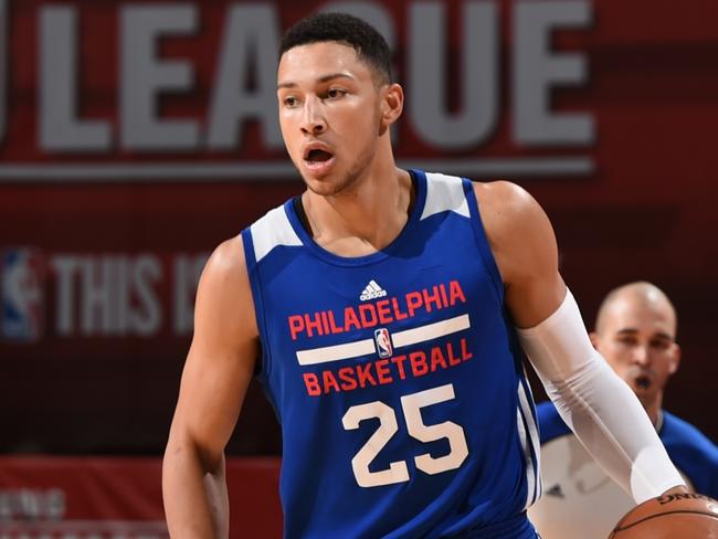 LAS VEGAS, NV - JULY 12: Ben Simmons #25 of the Philadelphia 76ers brings the ball up court against the Golden State Warriors during the 2016 NBA Las Vegas Summer League on July 12, 2016 at The Thomas & Mack Center in Las Vegas, Nevada. NOTE TO USER: User expressly acknowledges and agrees that, by downloading and or using this photograph, user is consenting to the terms and conditions of Getty Images License Agreement. Mandatory Copyright Notice: Copyright 2016 NBAE (Photo by Garrett Ellwood/NBAE via Getty Images)